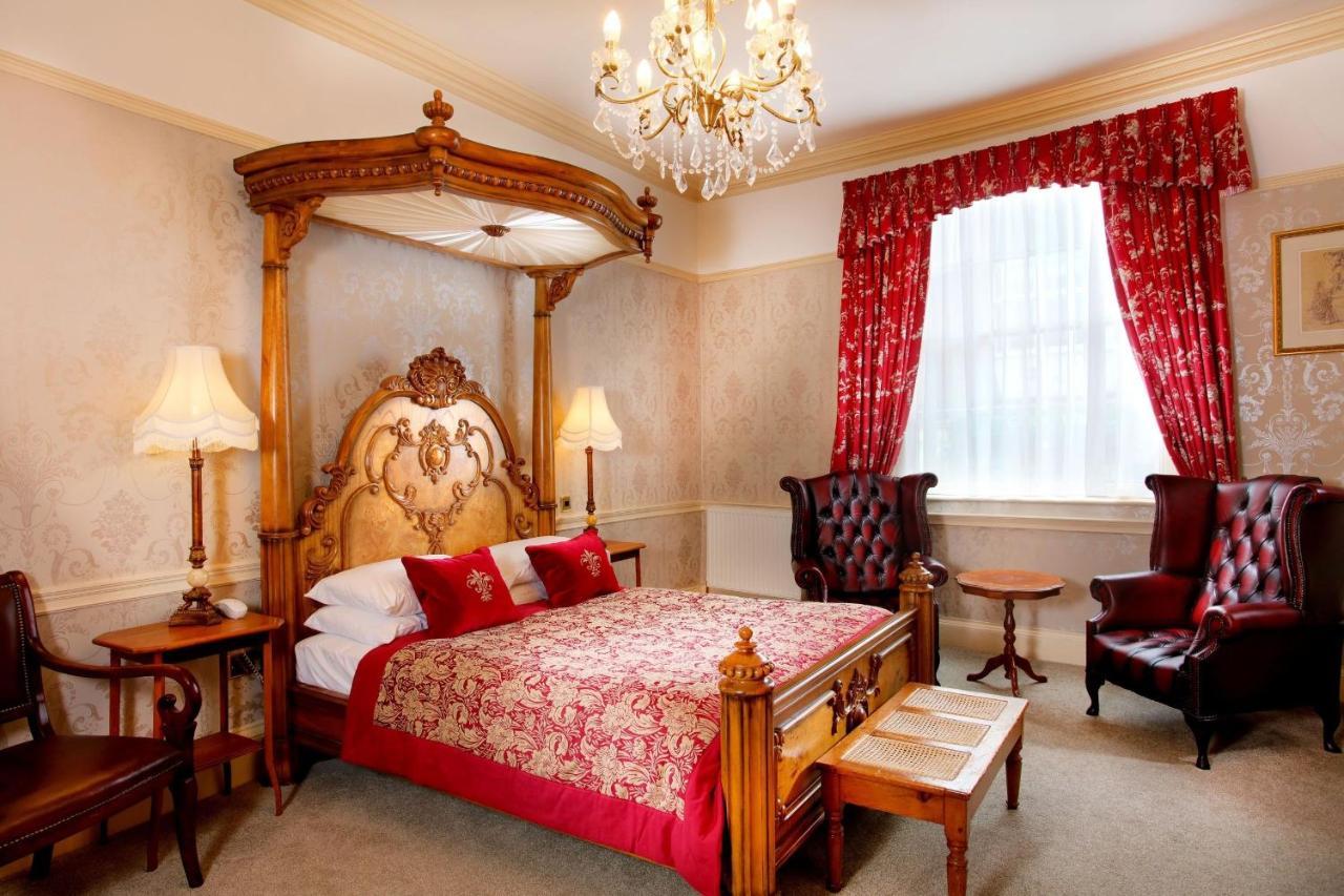The Royal Lion Hotel Lyme Regis Esterno foto